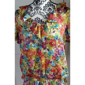 Gorgeous, colorful, floral short-sleeved blouse